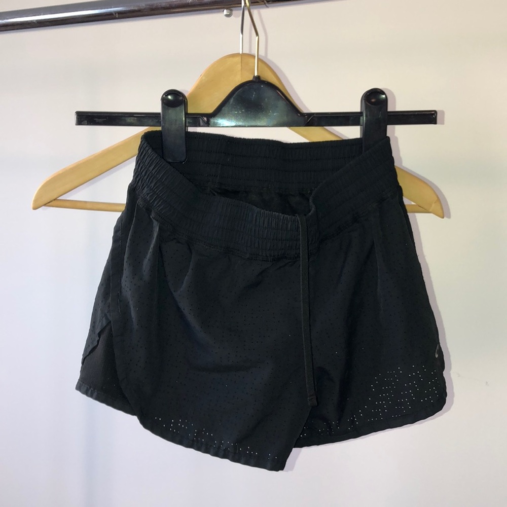 Women's athletic shorts
